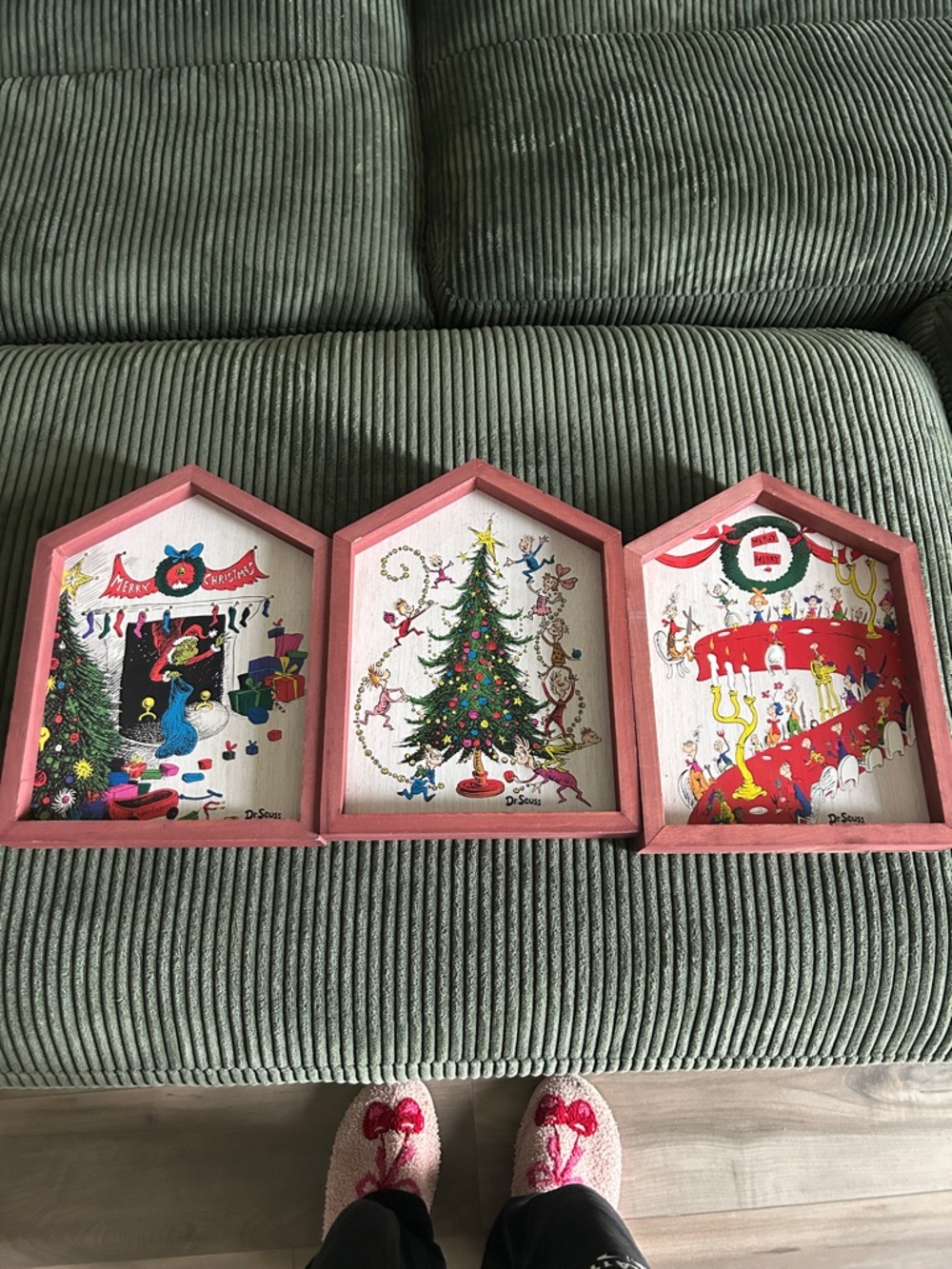 Dr. Seuss Pink Framed Holiday Wall Art Set - 3-Piece